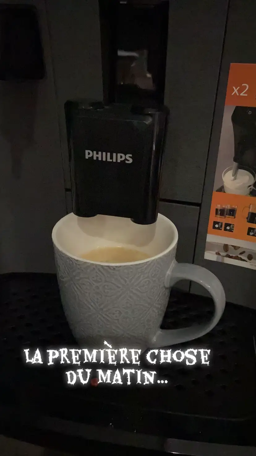 Bonjour tout le monde. 🌍  #reveillezvous #cafe #philips 
