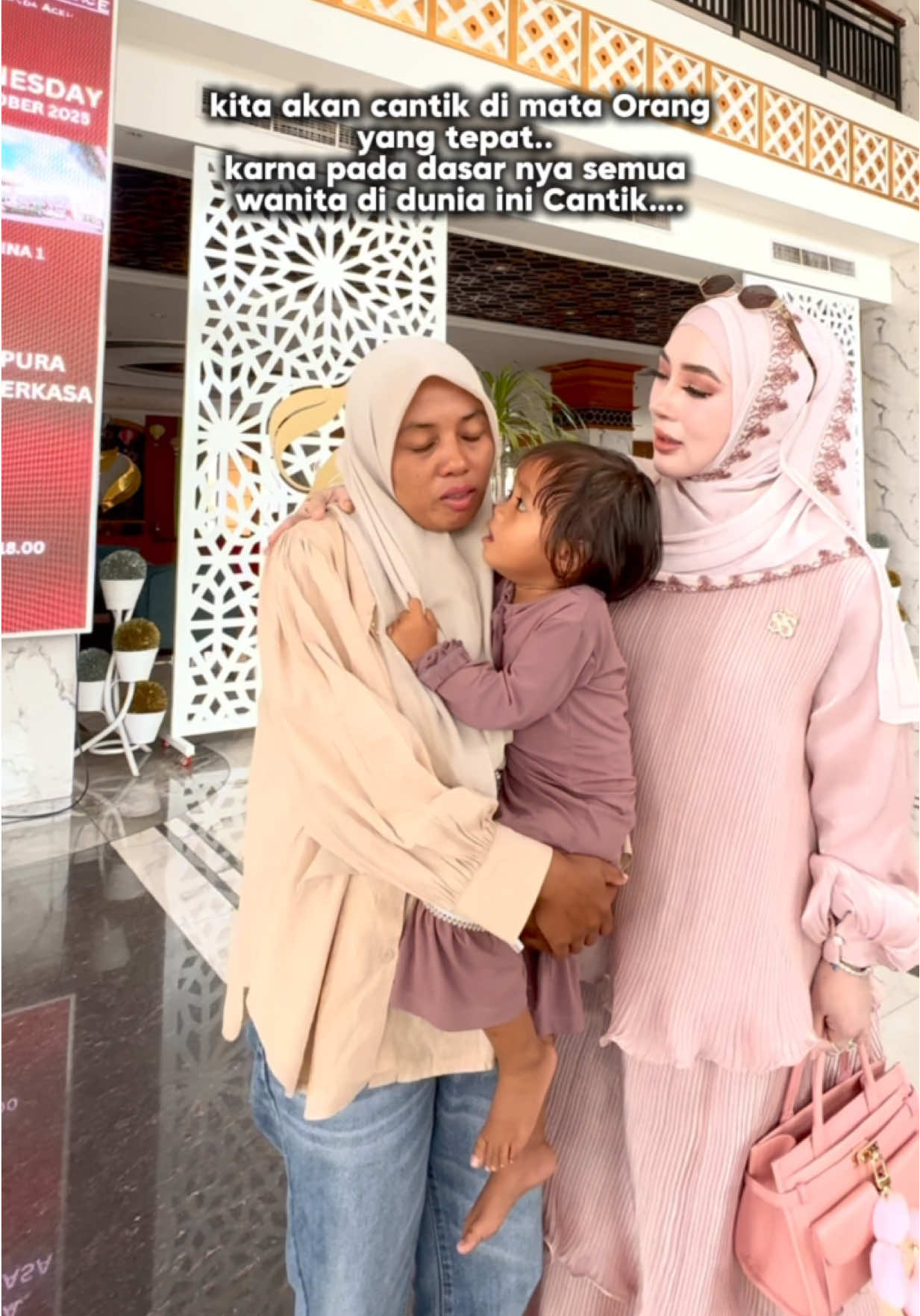 Udah cocok jadi model SS belum hihi? 