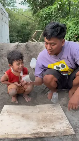 arshad hancurin pasir dan balon