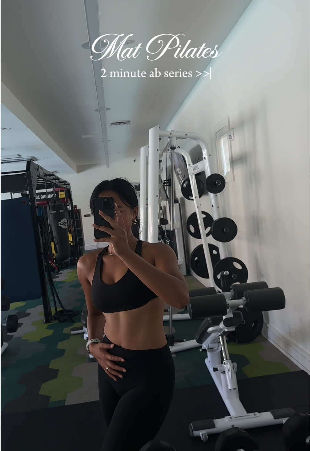 save for a simple ab routine to do at the start of any workout to warm up ur core 🔥 - 30 sec plank hold - 30 sec knee taps - 30 sec weight pull throughs - 30 sec knee to elbow taps #matpilatesworkout #abworkouts #pilates #abroutine #matpilatesinstructor 