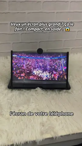 L’écran du téléphone te fatigue les yeux ? Cet accessoire de secours est top ! On le pose, c’est clair ! 🔥 #AgrandisseurDEcranTelephone #AccessoireSecoursEcran #EcranPlusGrandPourTelephone #CompactEtPortableEcran #UtilitairePourTelephone