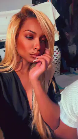 That’s all I need… I want to put my hands on him, I want to invest and spoil one another, I want us to care about what our heart and mind and soul are feeling. Perfect man #shayiscray #mydreamguy #mytype #hmm #gemini 