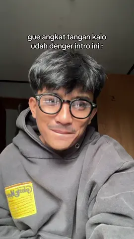 GUE ANGKAT TANGAN