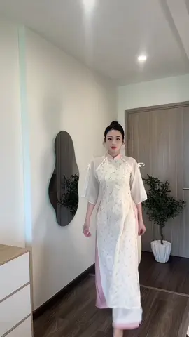Xinh và tôn dáng lắm 💓 #xuhuongtiktok #TikTokFashion #aodaitet #aodai 