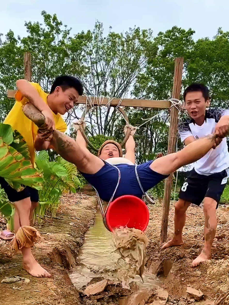 usa best funny video clips funny video 😅😅 #funnyvideos😂 #foryoupage  #viral #foryoupage      #creatorsearchinsights 