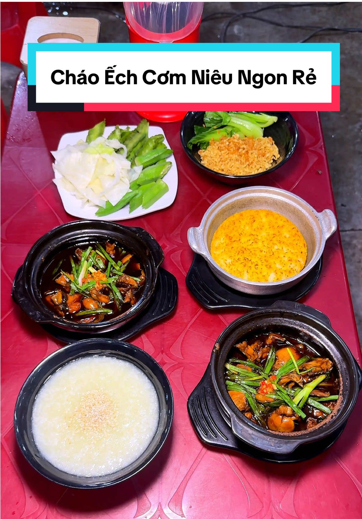 SG chưa thấy ai bán cháo ếch cơm niêu luôn á #thopea #ancungtiktok #cháo #ănno #ănngon 