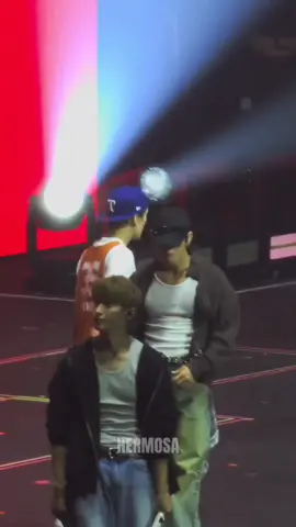 hey hey no☝️no☝️no☝️😭#joshua #dokyeom #vernon  
