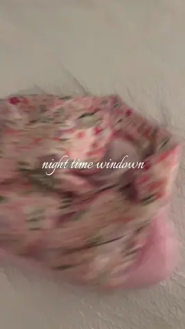 night time skincare 🌙.               #nighttimeskincare #skincareroutine #skincare #skincareproducts #hygieneproducts @Arencia @Youth To The People @Bubble Skincare @Summer Fridays 