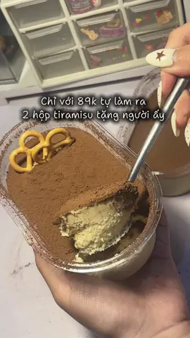 Ê nó ngon ko khác ngoài tiệm lun #miniethichan #abbydolambanh#setnguyenlieu#tiramisumini#ancungTikTok#viral 