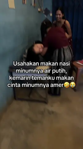 Kan jadi kamek juga yang repot nya🤣🤣@Mellot #fyppppppppppppppppppppppp #fypage #mabukituindah🤣 #mabuk 