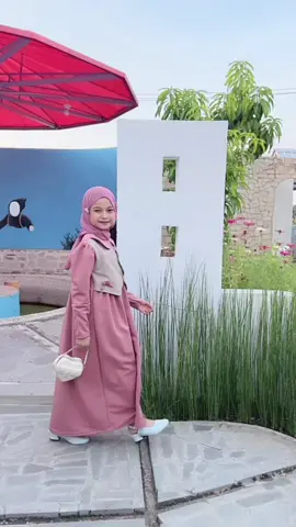 bismillah ,,Tak terasa Bun 4 bulan lagi ramadhan /puasa ,,,si kecil pake gamis ini aja buat pengajian nya /sekolah nya 🥰🥰 #ramadankembalikuat #lebaran2026 #GAMISMURAH #abayainaraanak 