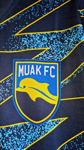 Mau punya jersey dengan desain sendiri tapi tetap nyaman dan keren? Di VISENTE APPAREL, kamu bisa dapetin jersey printing premium hanya  dengan 100K aja! ✅ Free desain & revisi tanpa batas ✅ Bahan Dryfit Premium & Jacquard super adem Gaya boleh bebas, tapi kualitas tetap premium. Yuk, order sekarang dan wujudkan jersey impianmu bareng Visente! WA 0851-6867-5423 IG : VISENTE APPAREL TIKTOK : VISENTE APPAREL