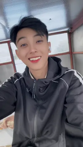 áo vest trắng bóc thật đẹp trai😂#xuhuong
