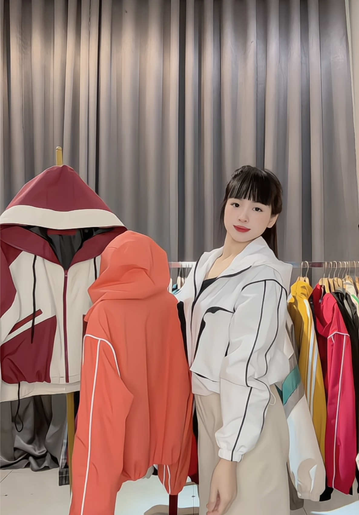 Áo gió thôi các chị đẹp ☺️#xuhuongtiktok 