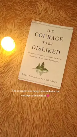 I’m slowly learning that life gets heavier when you keep trying to be who everyone else wants you to be. This book, The Courage to Be Disliked, reminded me that my worth doesn’t depend on how others see me. I don’t have to be trapped by my past or by people’s expectations. I’m allowed to choose my own path, make my own decisions, and create a life that feels true to me. It’s scary to disappoint people or to walk away from approval, but what’s even scarier is losing myself in the process. I’d rather be disliked for who I am than liked for a version of me that isn’t real. Here’s to letting go of the pressure, embracing the present, and having the courage to show up as the person I truly want to be. 📖✨ #thecouragetobedisliked  #beyourself  #selfgrowth  #HealingJourney  #mindsetshift 