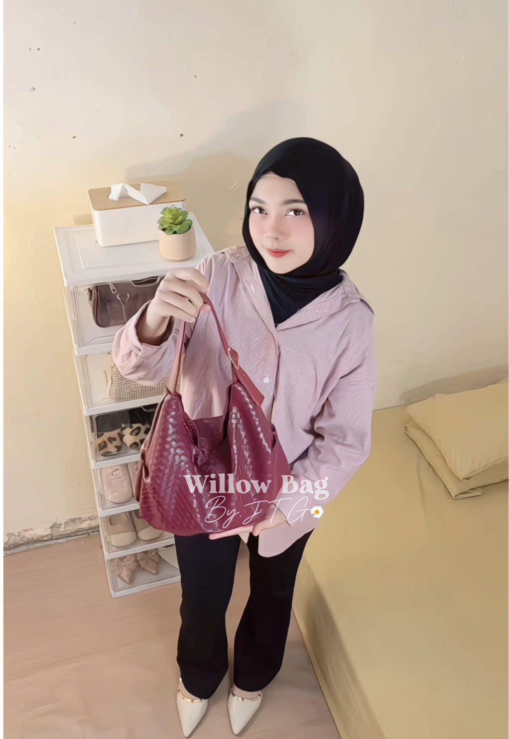 Bisa cek sendirii ratingnya sacakep apani tas😍 kalau udah dapet harga murah kualitass ga main” ngapain harus beli yg mahal??🙂‍↔️ By@JUWITA TAS GROSIR  #fyppppppppppppppppppppppp #fyp #affiliatetiktok #willowbag #juwitatasgrosir 