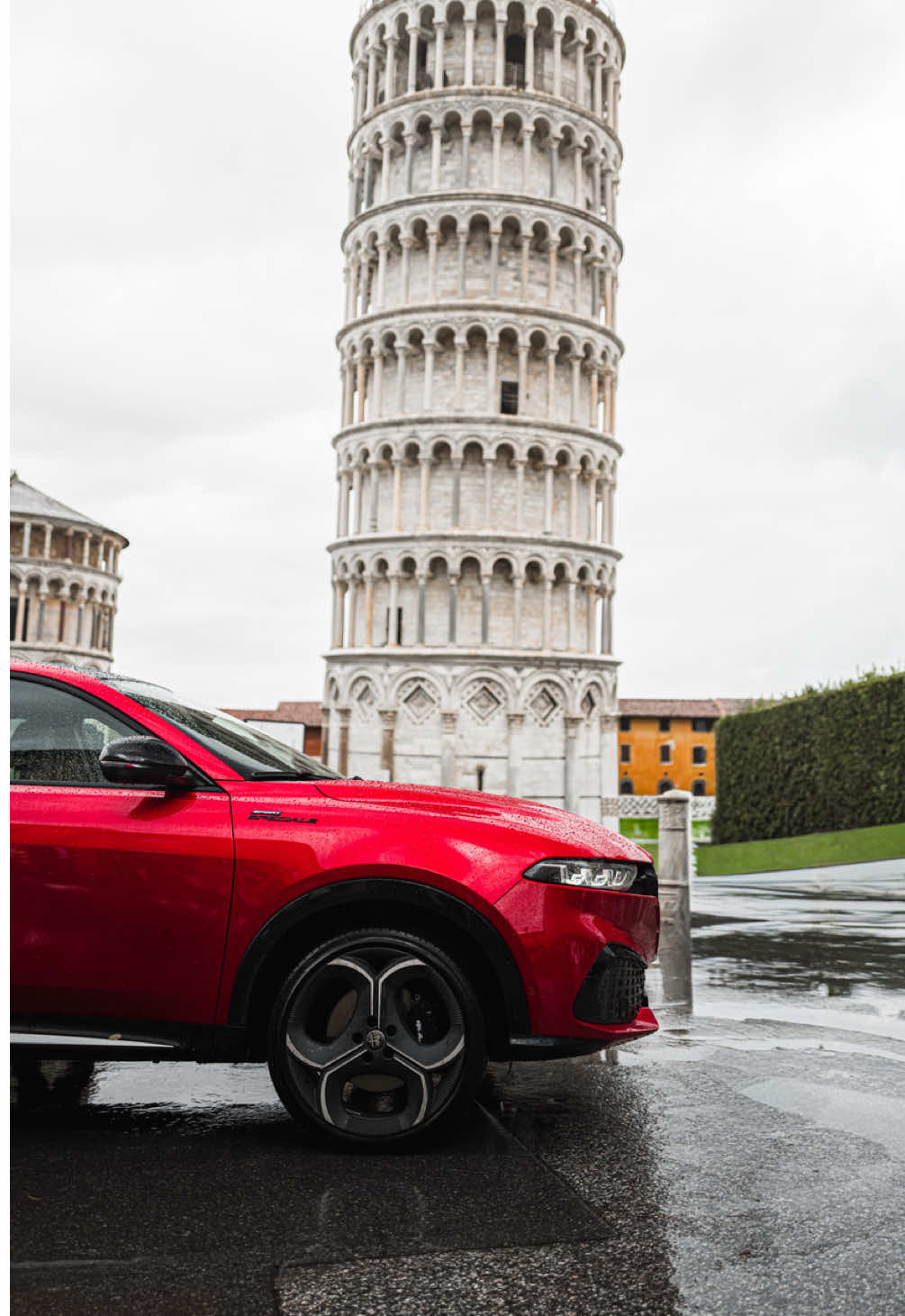Experience the future of Italian design with the 2026 Alfa Romeo Tonale, featuring its innovative smart bracelet wearable technology, a glimpse into Alfa’s connected driving experience. 🇮🇹 💬 What do you think about Alfa’s smart wearable integration? #AlfaRomeo #Tonale #AutoNext #Italy #Pisa        