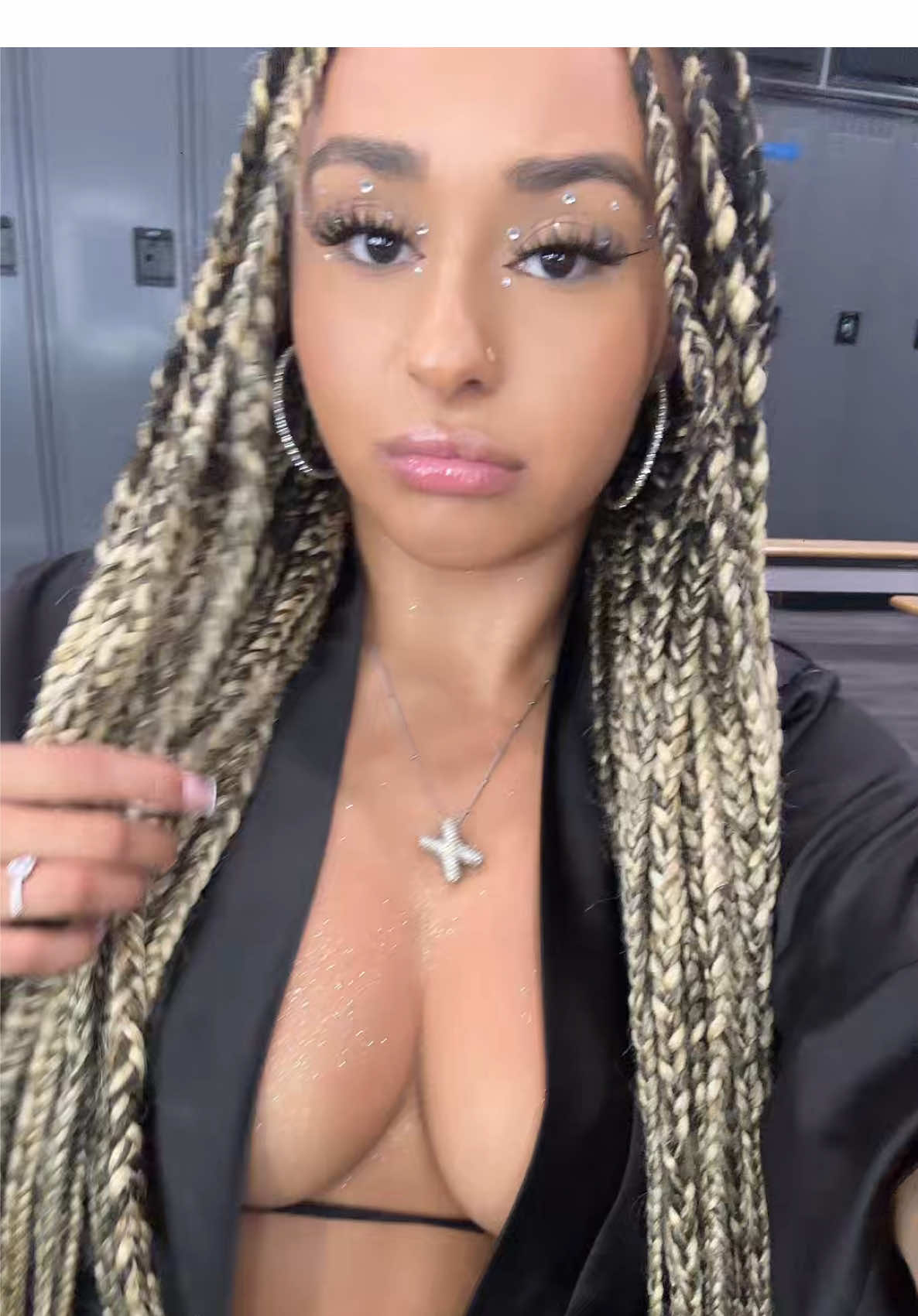 confident 