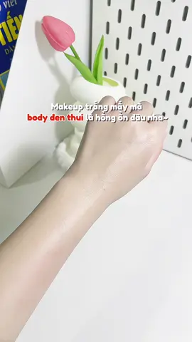 Chân ái cho mí bà hay makeup mặt trắng hơn body nè 😜😜 #xitchongnang #fivegrains #GocLamDep #xuhuong #vairal 