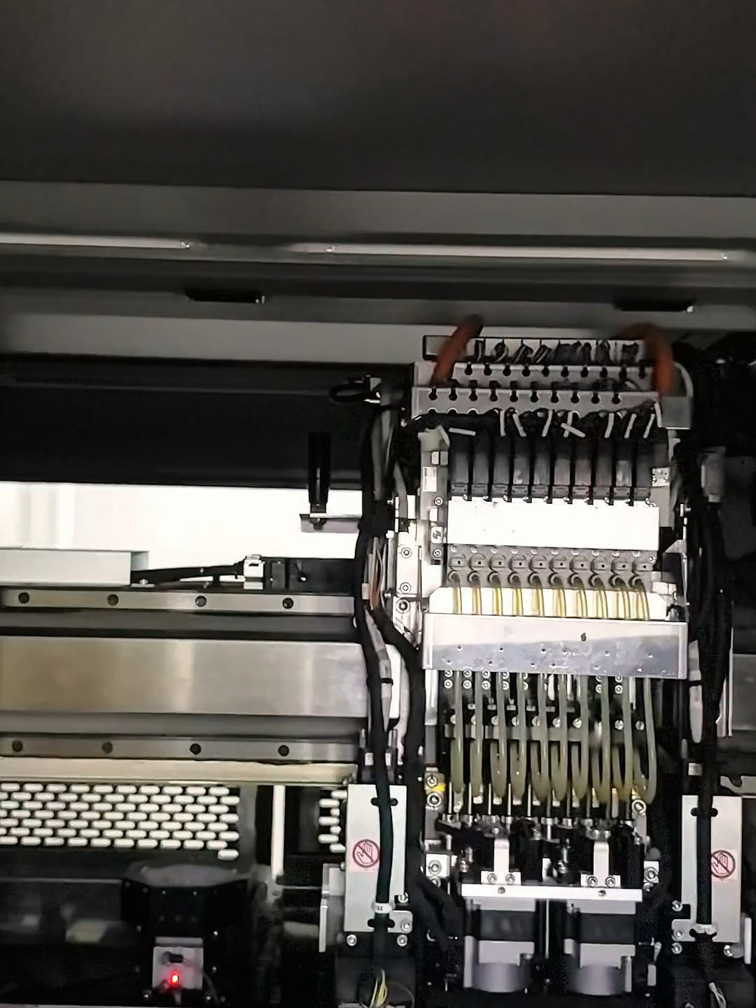 Mingcome's SMT process is precise and efficient. Leveraging high-precision equipment, it achieves accurate component mounting with stable yield and fast delivery. Fully adapting to customized needs and strictly controlling the quality of each process, it lays a solid foundation for your electronic product manufacturing. Welcome to discuss cooperation! #drone#postrock#electronicsforsale#converters#8channel#transistors#engineering#samd21#Atmega#quizzes#fluxcapacitor#Robótica#esp32#electronics#frazzdazzler#recording#linux#wordclock#musicproducer#elektrikelektronikmühendisliği#inductors#thingiverse#ledstar#iot#ESP8266#jlcpcb#pedalboard#controller#pcba