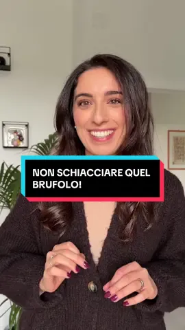🆘 non schiacciare quel brufolo!  Piuttosto usa i nuovi pimple patch di  #garnier pensati appositamente per ridurre la visibilità del brufolo e dei segni post-acneici ❤️ Scoprili nel video!  #adv #skincare #pureactive #lorealitaliatribe 