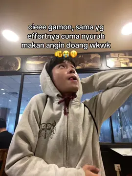 mna call tiap mlm😭