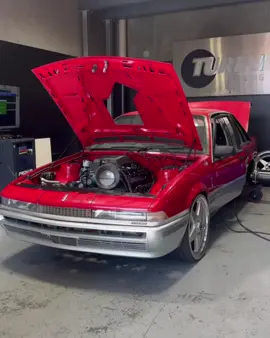 Anthony’s impressive @warspeed_industries 427ci dart combo boosted by our MAX-EFFORT LSA-H2650i Supercharger putting down 1227HP on the ProHub🔥 Tools- @a.sunberr and @turelloracing