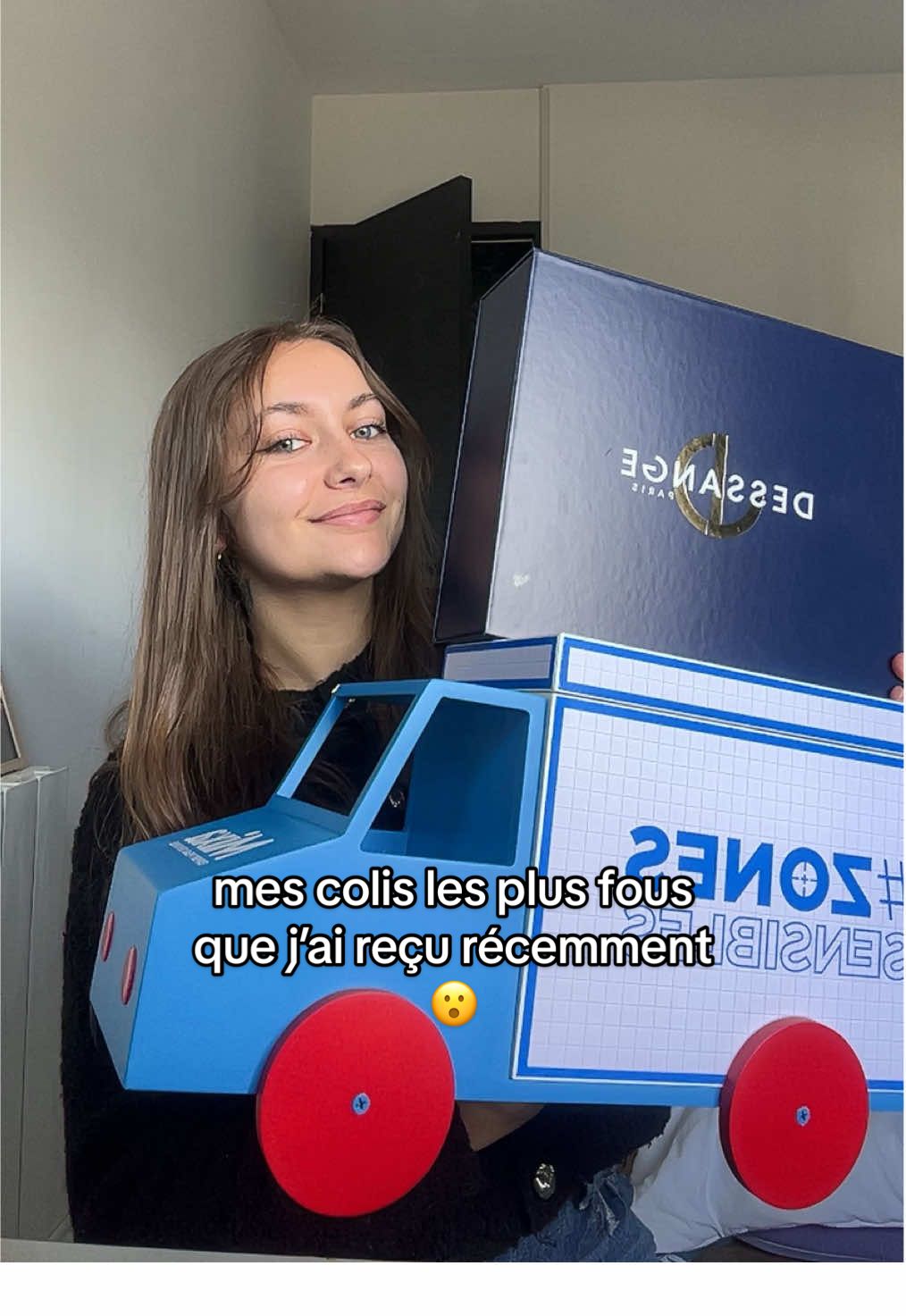 vos colis les plus fous de cette semaine??? merci à @Mixa France @Dessange Paris 🩷🩷 #prpackage #colis #unboxingvideo 