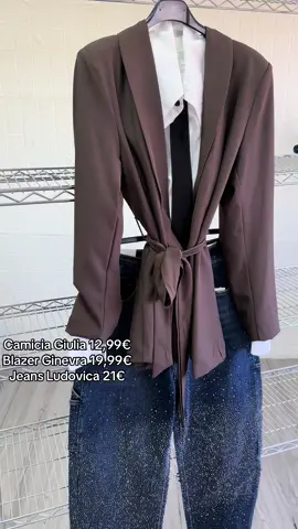 Je_Mi Shop 🛍️ Outfit del giorno che adoro💕 #jemishop #shoponline #shop #abbigliamento #nuoviarrivi #treviso #abbigliamentodonna #shoppingonline #perte #ingrosso #prezzipazzi🤩 #viral #fashion #neiperte #fyp #shoplowcost #newcollection #veneto 