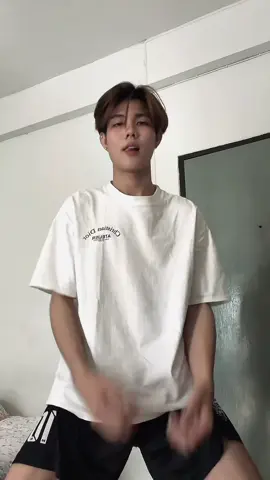 ဘာ အကလဲ 🤣