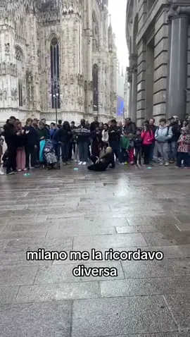 #viral #voliamoneiperte #milan #milanoitaly 