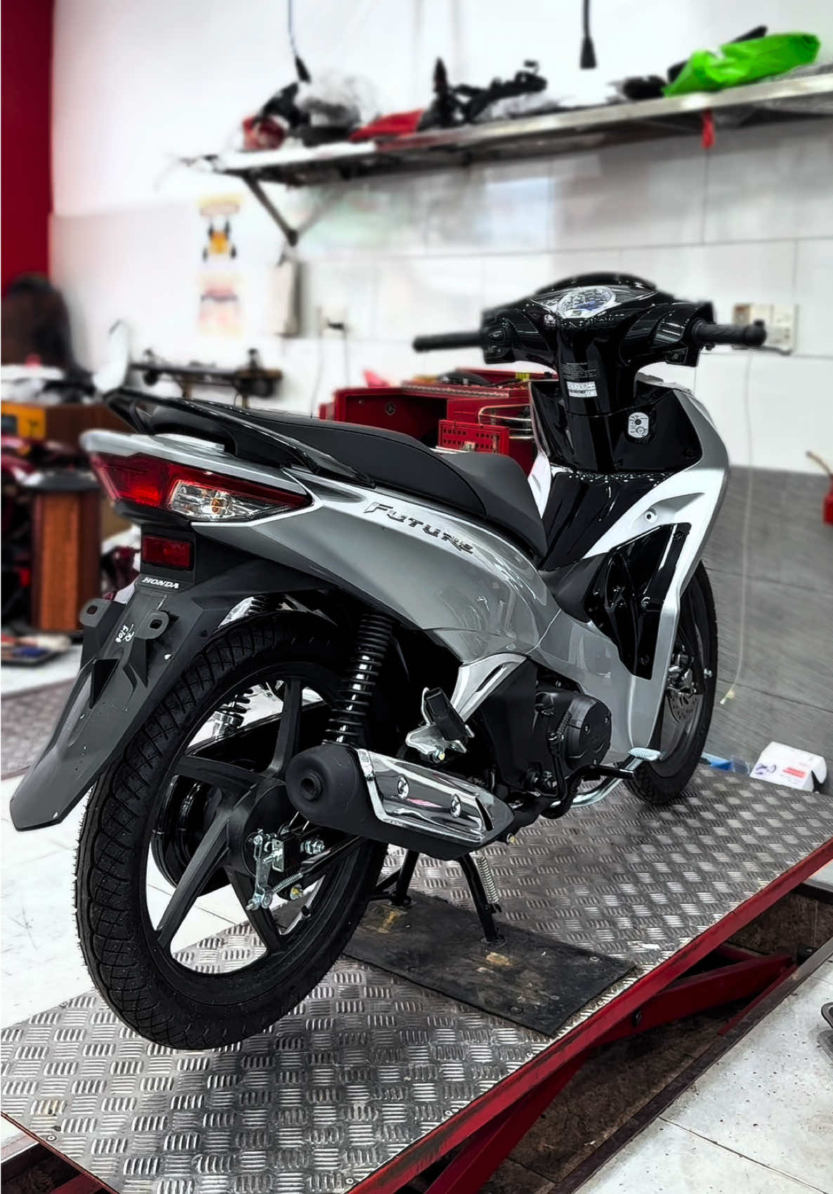 Xe future bạc bóng new 2025#future #honda #xuhuong #xetragop #xekieng 