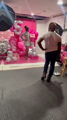 #photoshoot #dcphotographer #posingtipsforwomen 