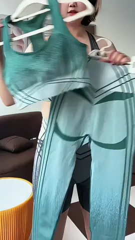 Sut yoga kecergasan berjalur, terutamanya selesa dan lembut #fyp #selesa #bayi #comfortable #soft #pakaian #baby #soft #Mainan 