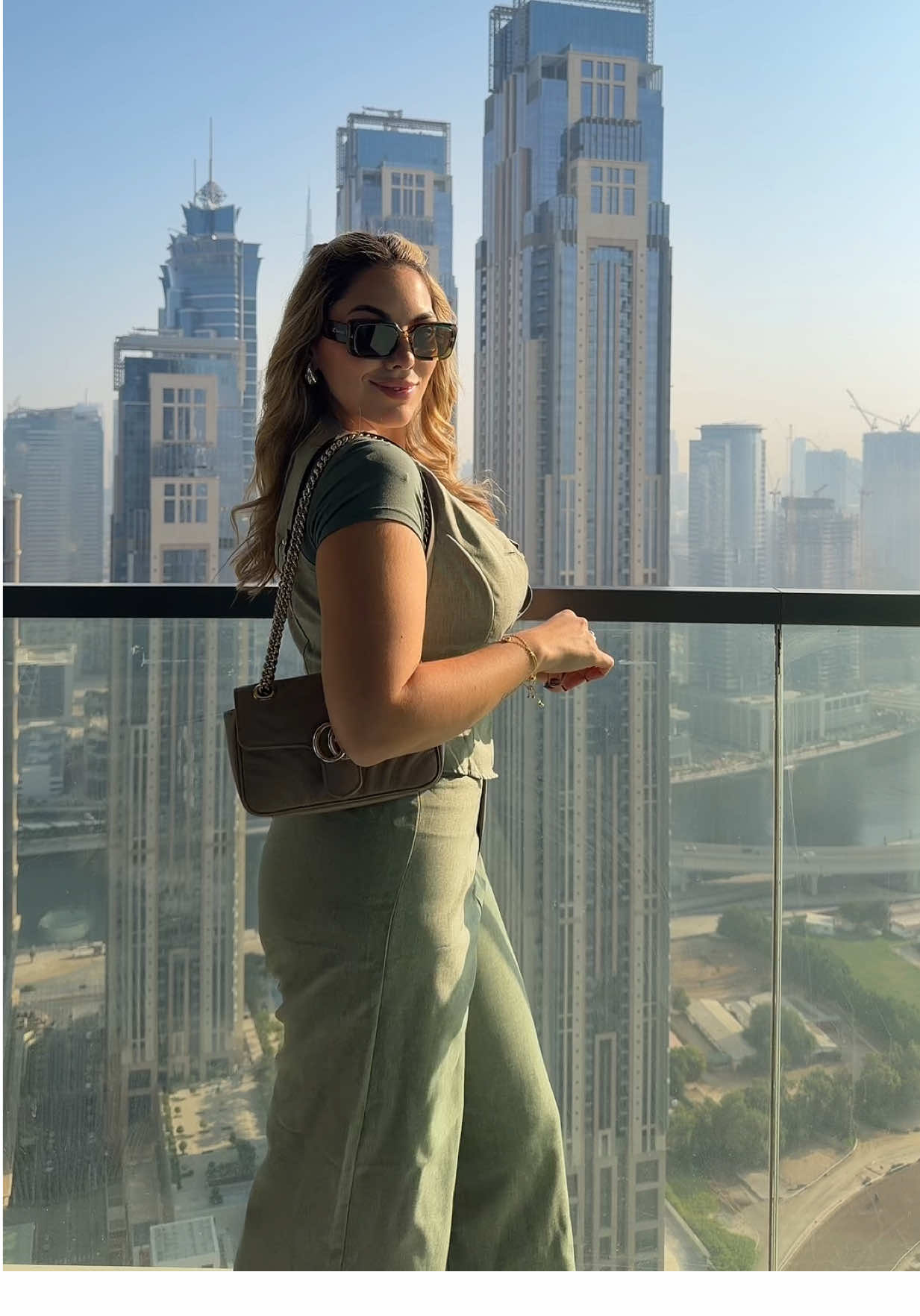 Outfit 1 para Dubai de @SHEIN 