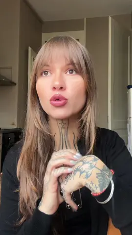 Mettez en x2 🙄 #directorofcoffeeshop #barista #coffeeshop #baristalife #latteart 