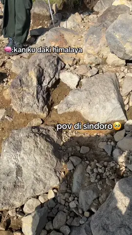 dekat di mata jauh di kaki #fyp #masukberandafyp #gunungsindoro #sindoroviakledung #sindoroviakledung 