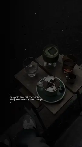 Em nhìn sau đôi mắt anh … #QuyenYeuDuoi  