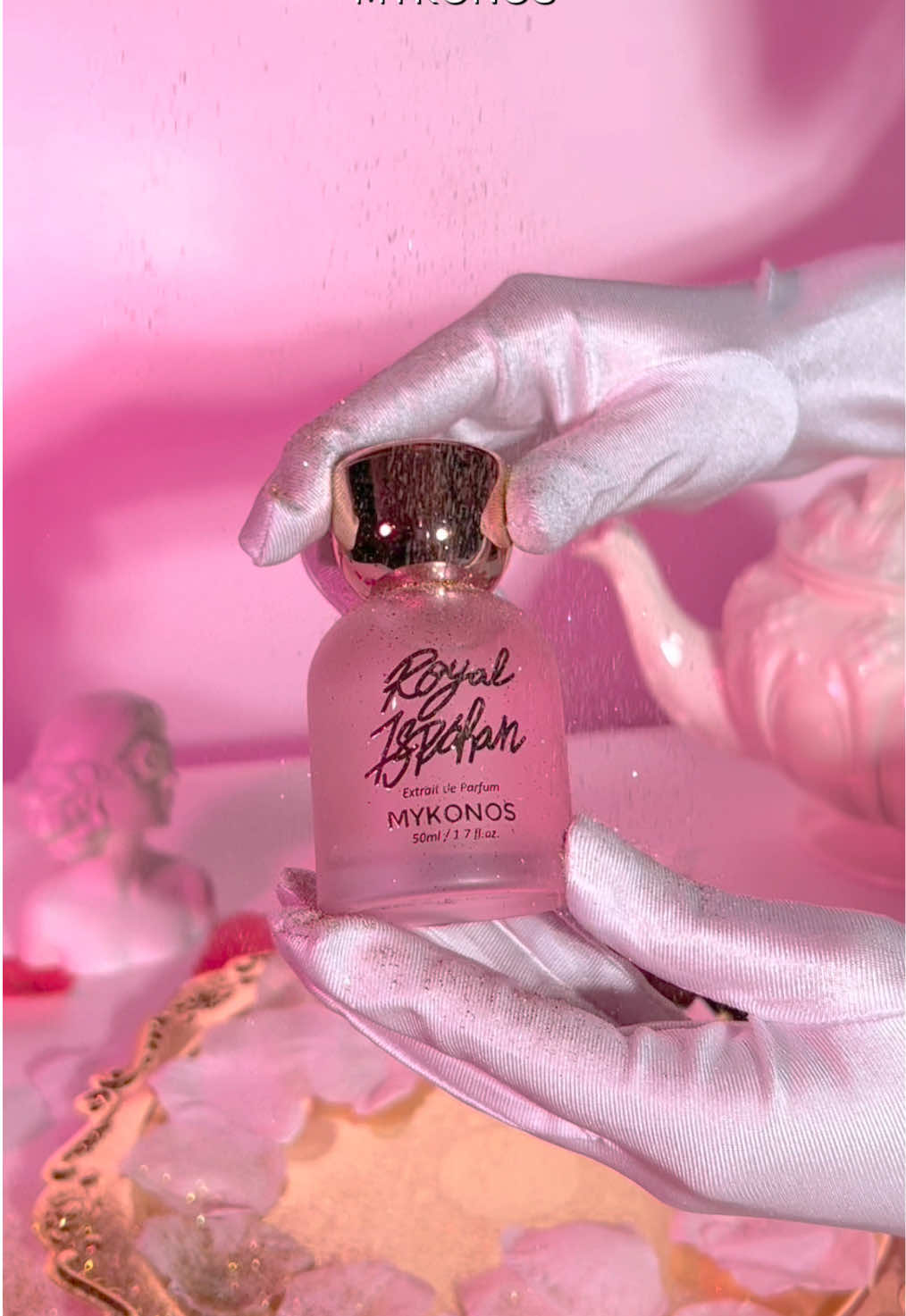 Experience the Magic of Royal Ispahan 50ml - Coming soon... for you! ❤️ Grand Launch Royal Ispahan 50ml 25.10.25 | 13.00 WIB Special Launch with @Davina Karamoy  🫶🏼❤️ #mykonosperfume #rekomendasiparfumcewek #davinakaramoy #royalispahan 