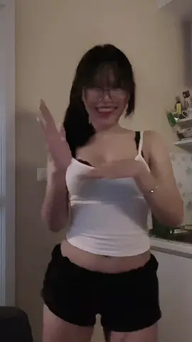 I luv TikTok naaa #fyp #02 #dance 