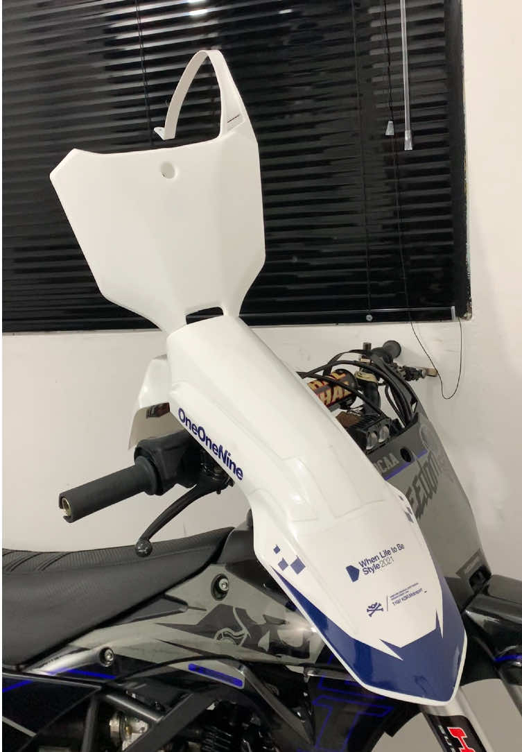 papan nomor crf 450 dari @Harvymxofficial bikin tampilan supermoto kamu jadi cakep 🤩🤙🏻 #supermoto #fyp #crf450 #papannomorcrf450 #crf450lite 