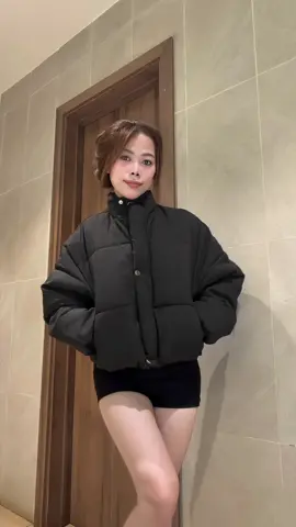 Áo phao mà vẫn xinh, vẫn nhẹ nhàng được nha 💕