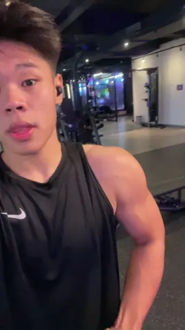 pump shoulder#promomakangajian #fypシ゚viral #gymmotivation 