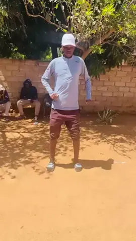 warm up 🔥🔥🔥💦 #lekompolifestyle #botswana🇧🇼tiktok #sama28 #makemefamous #millionviews  @ReThabishaBana events @Situation Controlla ll @leejoylethabo141 @Kabelo Jura 🐧 @Janneetttt 🦋 