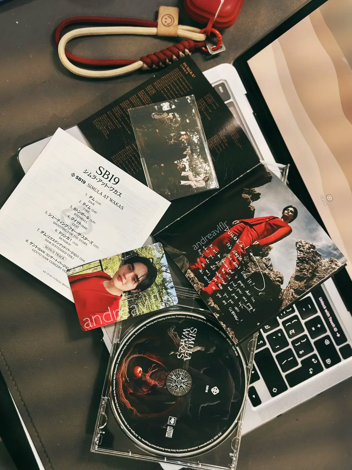 Favorite merch ever — their message, in their own handwriting. That personal touch hits different. 🥺Ugh, my love for these boys! 💌 #SimulaAtWakas #SAWJapanCD #sb19 #atin #simulaatwakasworldtour2025  @SB19 Official @justin @Josh Cullen @FELIP @Stell Ajero @PABLO 