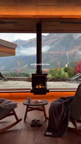 Send this to the person you would love to spend cozy spa days with in the Italian Alps 🤎🍂 📍@Hotel Plunhof  #cozy #autumngetaway #hotelgoals #spa #italianalps 