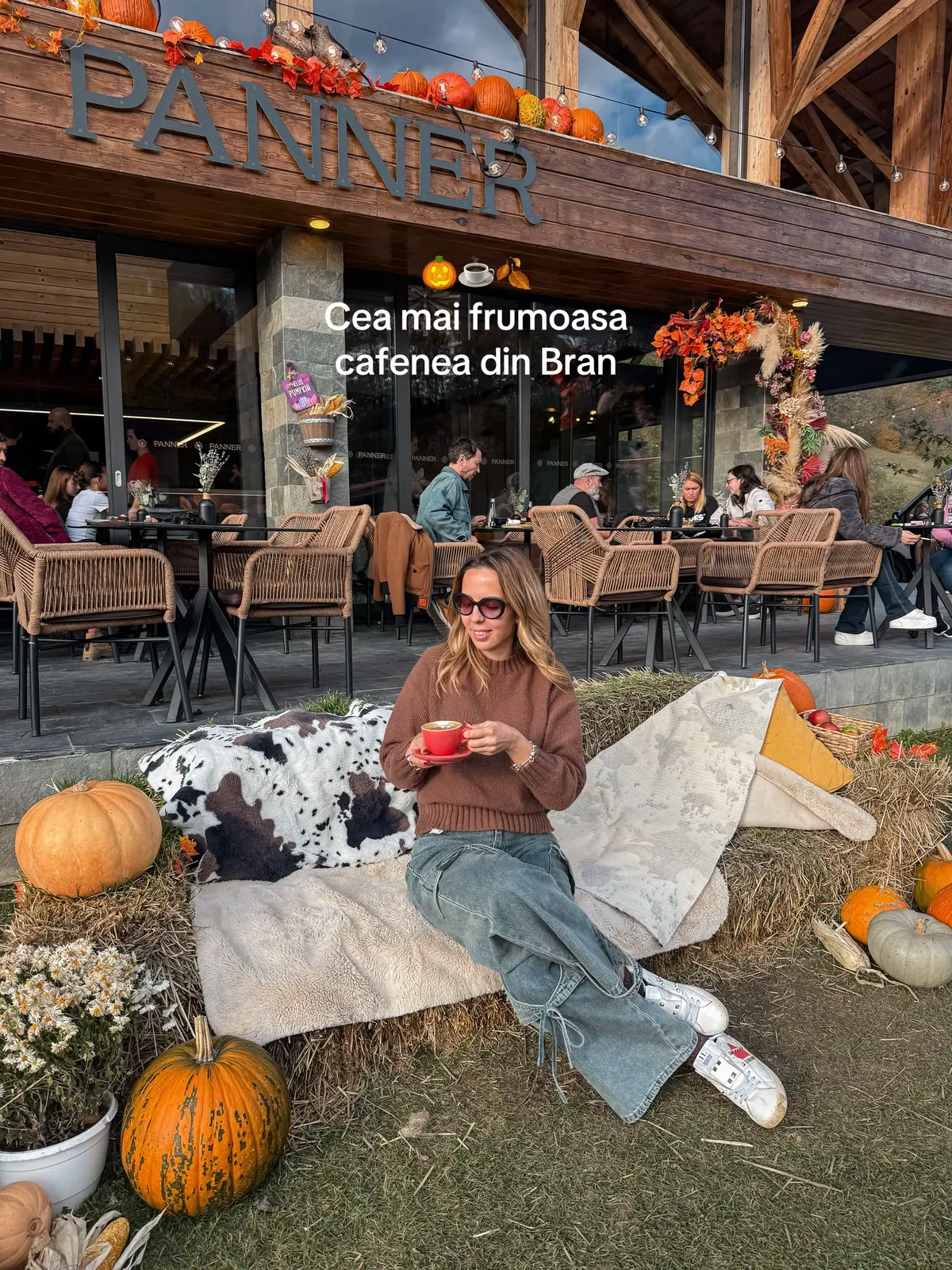 😍 Panner Maison ✨ cea mai fabuloasa cafenea din Bran. Tu stiai de locul asta?  #cafenea #cafe #coffeeshop #romania🇷🇴 #bran 