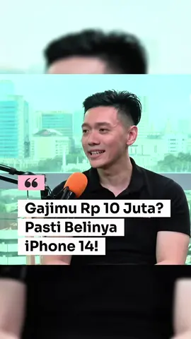 Budaya baru: Gaji Rp 10 Juta, beli iPhone 14, terus ujung-ujungnya digadai. 💸 Kok bisa-bisanya kayak gini?! 😂 @Andrew Susanto @Pusatemasid  . #andrew8is #andrewsusanto #gayahidup #finansial #fyp 