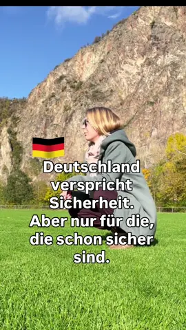 Kennst du das? Du wächst auf mit dem Satz: „Mach eine Ausbildung, arbeite fleißig – dann bist du abgesichert.“ Und irgendwann merkst du: Das stimmt nur für die, die sowieso schon abgesichert waren. Ich hab echt lang geglaubt, dass Sicherheit was ist, das man sich erarbeitet. Aber dieses System belohnt nicht Fleiß – es belohnt Besitz. Und während du versuchst, irgendwie klarzukommen, wird dir erzählt, du hättest nur falsch geplant. Ich will keine Angst mehr vor Rechnungen, Ämtern oder dem Alter haben. Ich will Sicherheit, die ich selbst aufbauen kann. Nicht die, die mir jemand verspricht – und dann streicht. 👉 Wie denkst du heute über „Sicherheit“? #rente #freiheit #systemkritisch #frauenundgeld #alleinerziehend         