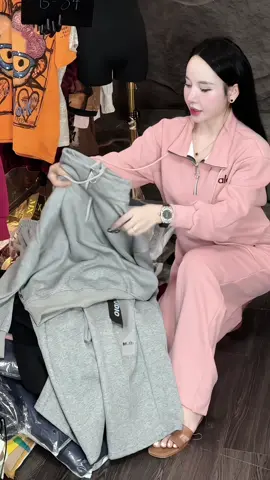 Set Bộ Nỉ 2 Da Thêu ALO Cố Lọ Mix Quần Cạp Chun Co Giãn #setboni #setbonu #bothudongnu #thoitrangnu #xuhuong 